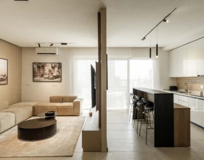 Executive One Bedroom Apartment with Cityview, Mini-Workspace, Walk-in closet, Swimming Pool, Balcony space, Gym & Private Chef/ chauffeur on Demand