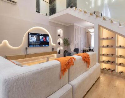 Elegant 3 Bedroom Maisonette Apartment with Swimming pool, PS5 games, Gym, Wine cellar, Private Chef / Chauffeur on Request