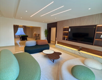 Unique, outstanding,spacious and beautiful 2 bedroom shortlet apartment with snooker board & swimming pool with balcony located in Mabushi.